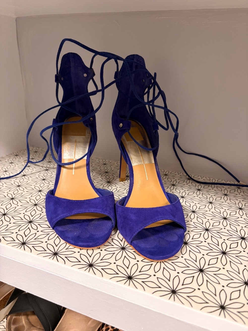 DV heels